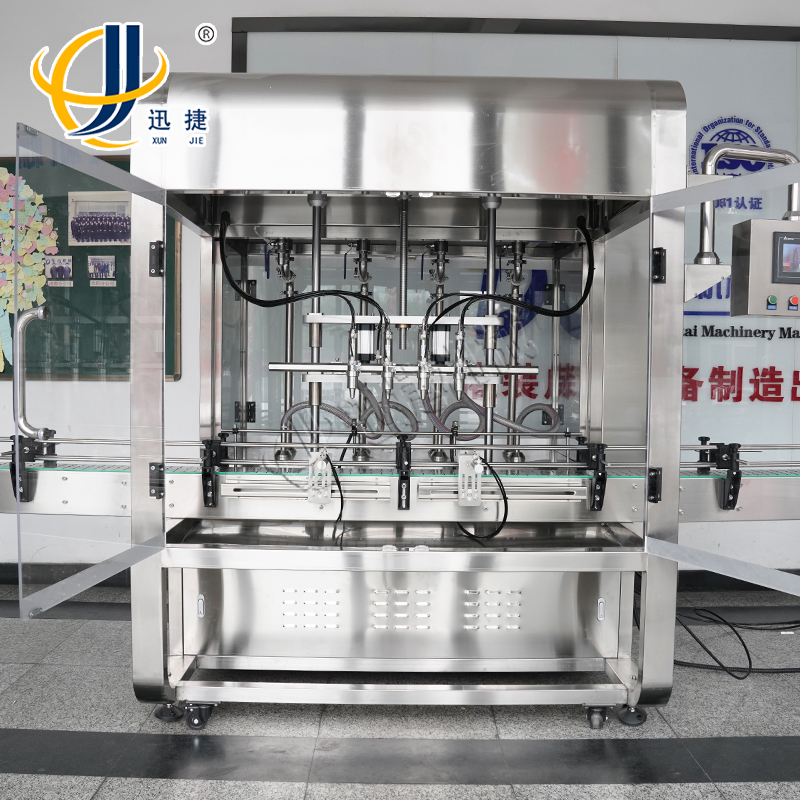 世界那么大，來看看迅捷機械的潤滑油灌裝機
